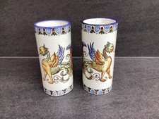 Paire de vases rouleaux Gien décor Renaissance - XIXème