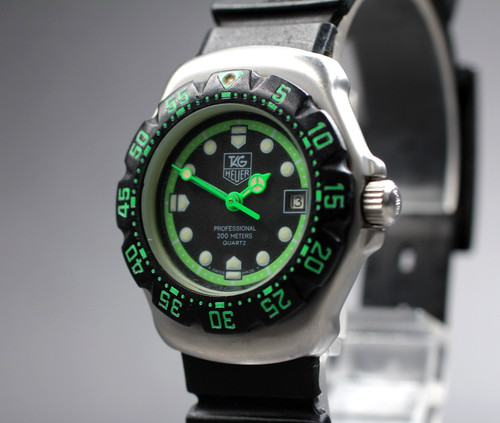 Presque comme neuve - **, montre