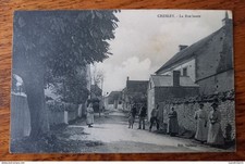 Chesley (Aube) - La Rue Haute - Cantonnier au travail