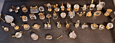 LOT DE 40 FIGURINES MINIATURES  DE VITRINE    EN VERRE    ET LAITON