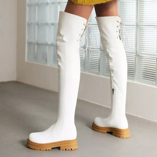 Bottes femme sur - femme, le