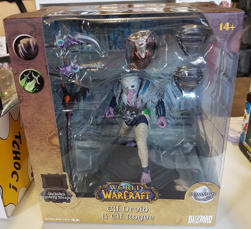 World warcraft figurine - world, of