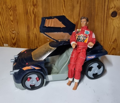 Voiture course pilote - et,