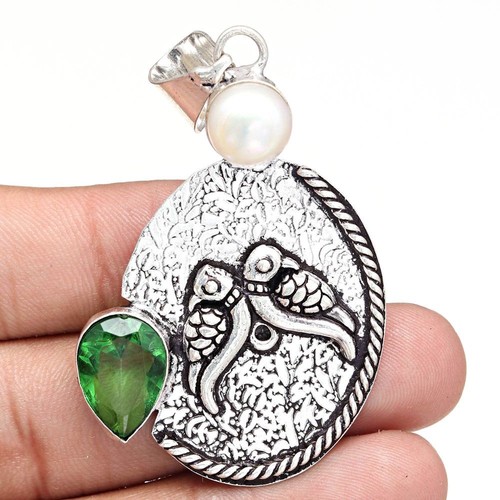 Pendentif pierre précieuse