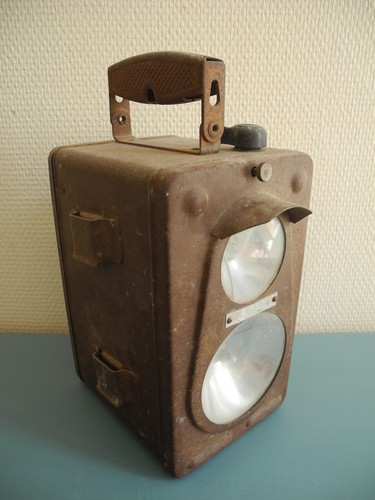 Ancienne lampe lanterne - lampe, déco