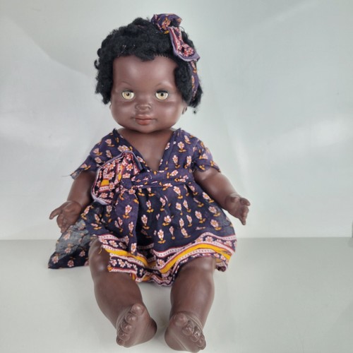Ancienne poupée noire - poupée,