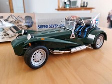 Maquette Tamiya Caterham BDR 1/12 montée et peinte