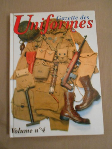 Gazette des uniformes album - uniformes,