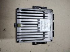 Calculateur Renault megane 2 phase 2 année 2008 à reprogrammer 