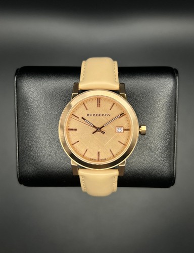Montre burberry plaquée - montre,