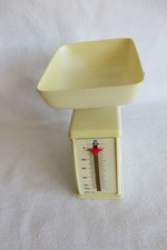 Petite balance ménagère Kwon vintage