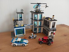 Lego City 60141 - Le commissariat de police