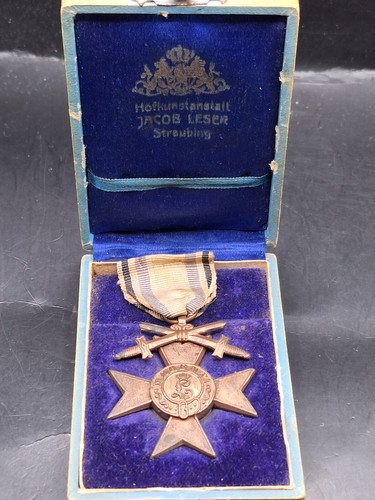 Croix mérite militaire de - du,