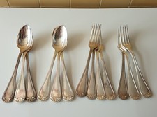 Couverts 6 cuillères 7