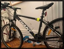 Velo VTT GIANT ATX  aluminium mesure 43 cm / 17 pouces 