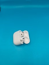 Apple AirPods 4 avec étui de