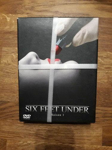 Dvd six feet under - six,