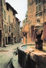 84 VEILLE FONTAINE PROVENCALE LES BELLES IMAGES DE PROVENCE