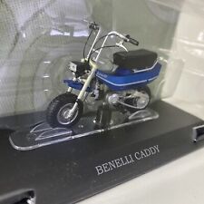Benelli Caddy Scooters Collection Mobylette Bleu 1/18 Métal/Plastique Leo Models