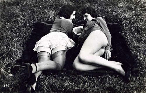 Cpa artistique vers - nu,