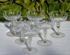 Service de 6 coupes à champagne en cristal taillé. Saint Louis service Stella?