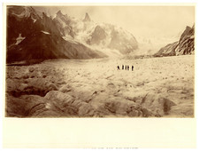 France, Mer de Glace, Promeneurs au Col du Géant  Tirage albuminé  17,5x23,5