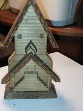 Sculpture en bois maison traditionnelle  russe