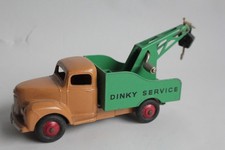 DINKY TOYS Voiture miniature