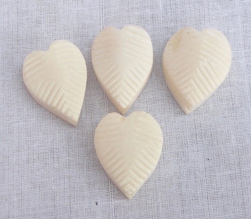 Heart shape tanpura fine - shape,