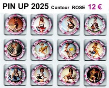 CAPSULES  de  CHAMPAGNE  LES PIN UP 2025 Contour ROSE