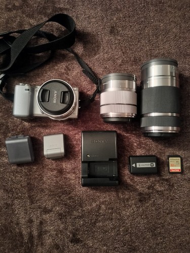 Sony nex camera bundle - nex-5n,