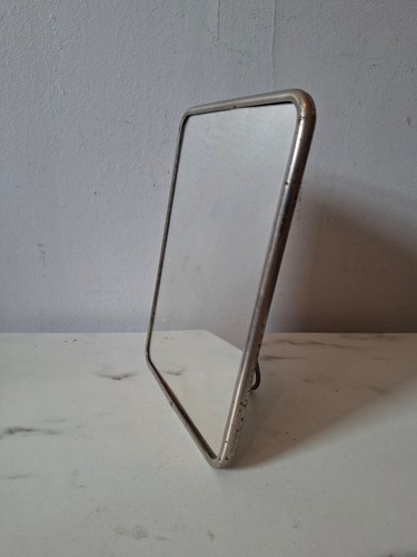 Ancien miroir barbier - de, À