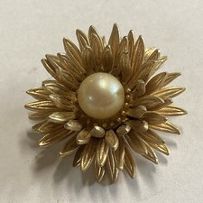 Vintage Broche Ronde Et Doré