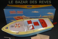 ARNOLD.  Canot  CHRIS CRAFT