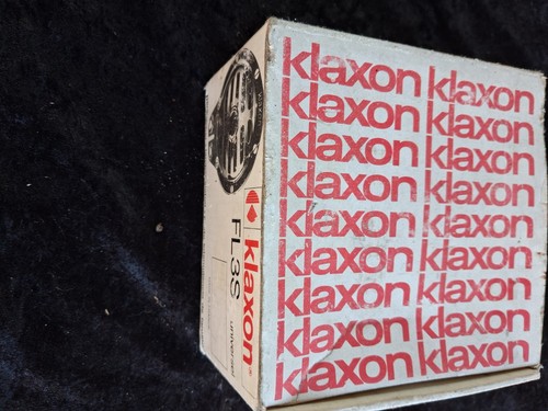 Ancien klaxon automobile 1950 - ,