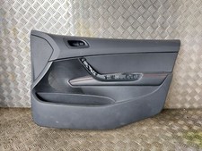 Garniture panneau porte avant