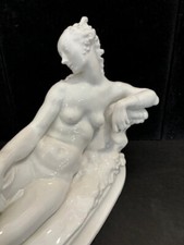KPM Berlin Grand Figurine, Nu, La au Repos , Conception P.Scheurich Art Déco 1.
