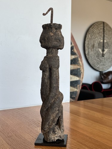 Fétiche féminin grotte - féminin,