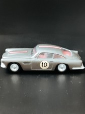 ASTON MARTIN DB4 SOLIDO EN