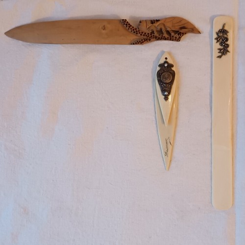 Anciens coupe papier marque - papier,