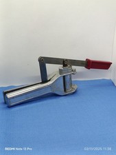 Ancienne Bouchonneuse à levier - boucheuse à bouteilles de vin L'atelier Du Vin