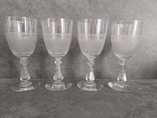  4 Grands Verres à Pieds en Cristal Gravé  début XIXeme H.17,5cm Ancien.