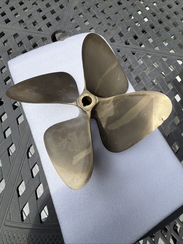 Props 16x13 cup blade - props,