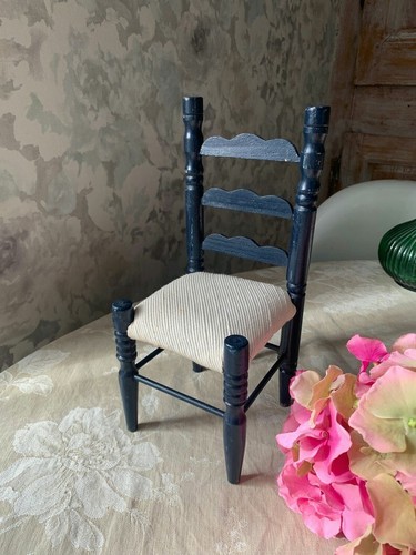 Petite chaise poupée - , vintage