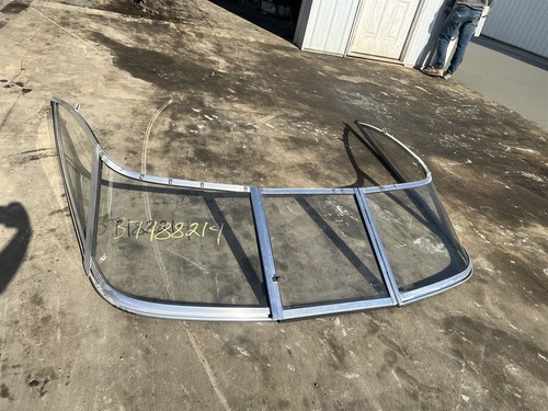 Bayliner capri boat - 90,