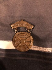 VINTAGE NATIONAL RIFLE ASSOCIATION JUNIOR DIVISION PRO MARKSMAN MEDAL PIN