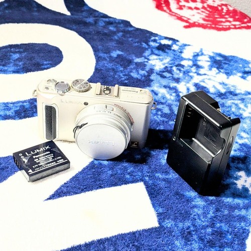 Appareil photo compact