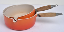 LE CREUSET  2 Grandes Casseroles en fonte émaillées  orange 20 et 22 cm