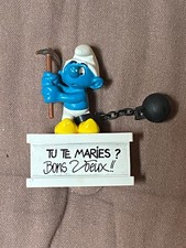 Schtroumpf bagnard sur socle