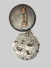 Couteau miniature dans un